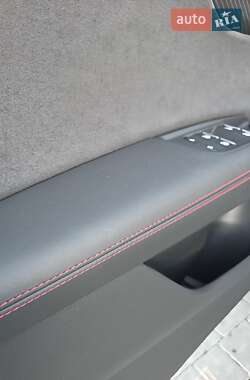 Внедорожник / Кроссовер Audi Q8 2025 в 