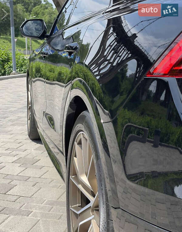Внедорожник / Кроссовер Audi Q8 2020 в Кропивницком