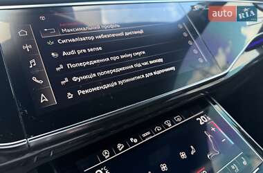 Позашляховик / Кросовер Audi Q8 2022 в 