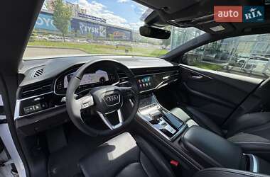 Внедорожник / Кроссовер Audi Q8 2020 в 