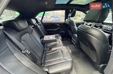 Внедорожник / Кроссовер Audi Q8 2020 в 
