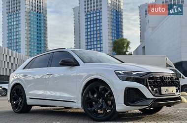 Внедорожник / Кроссовер Audi Q8 2025 в 