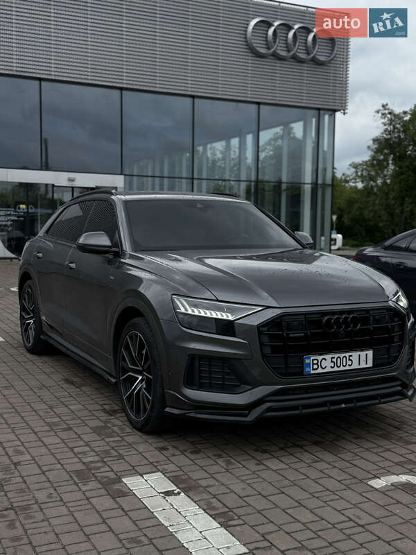 Audi Q8 2019