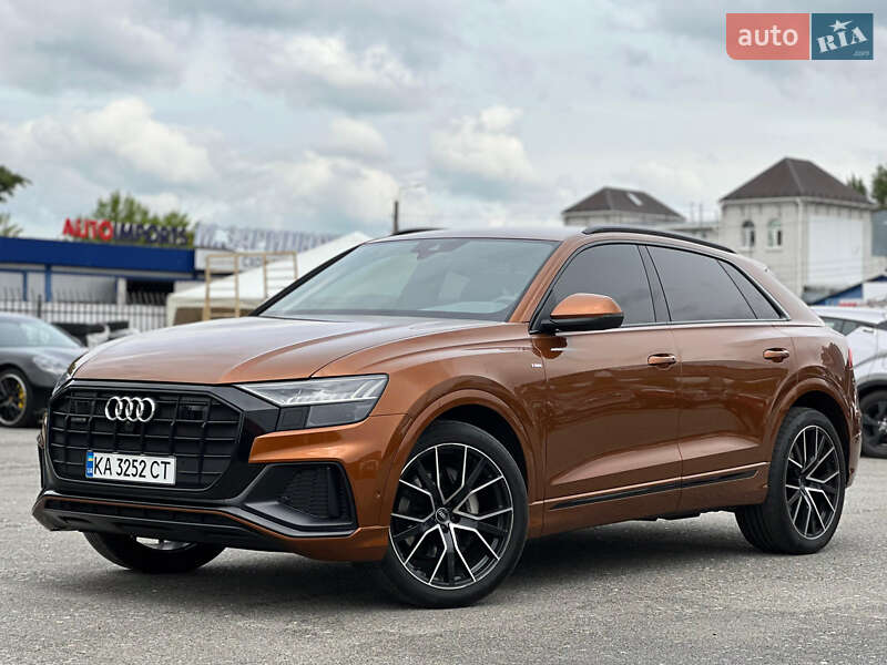 Позашляховик / Кросовер Audi Q8 2021 в Києві