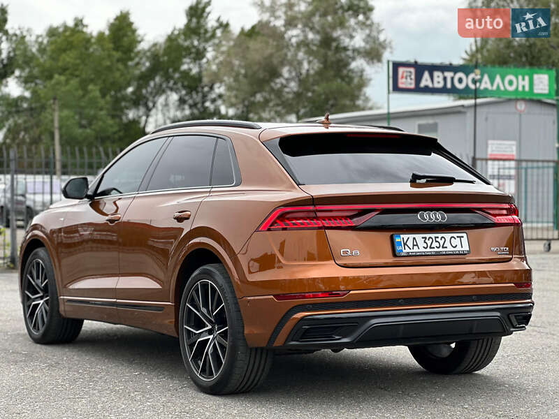 Позашляховик / Кросовер Audi Q8 2021 в Києві