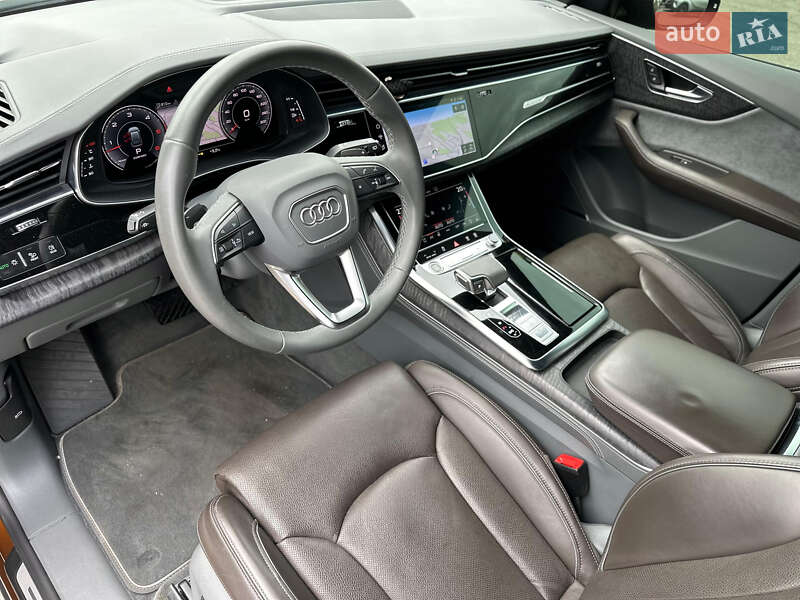 Позашляховик / Кросовер Audi Q8 2021 в Києві