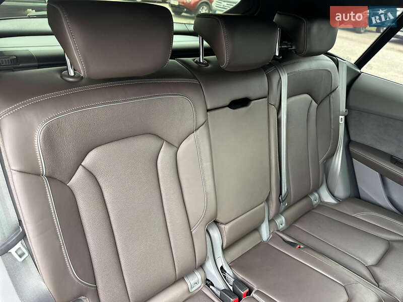 Позашляховик / Кросовер Audi Q8 2021 в Києві
