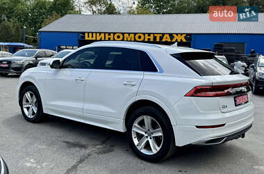Позашляховик / Кросовер Audi Q8 2018 в 