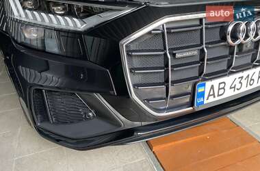 Внедорожник / Кроссовер Audi Q8 2018 в 