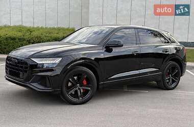 Внедорожник / Кроссовер Audi Q8 2018 в Киеве