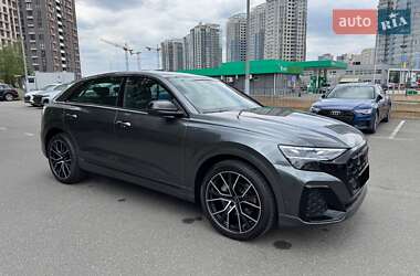 Внедорожник / Кроссовер Audi Q8 2024 в 