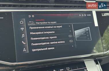 Внедорожник / Кроссовер Audi Q8 2024 в 