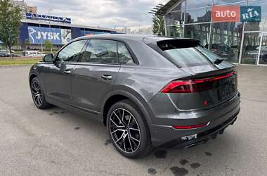 Внедорожник / Кроссовер Audi Q8 2024 в 