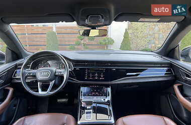 Позашляховик / Кросовер Audi Q8 2019 в 