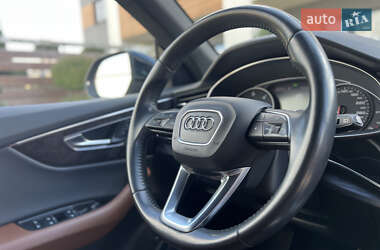 Позашляховик / Кросовер Audi Q8 2019 в 