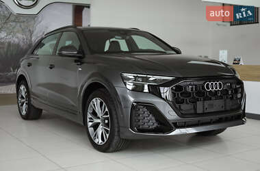 Внедорожник / Кроссовер Audi Q8 2025 в 