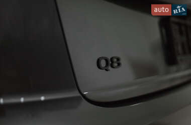 Внедорожник / Кроссовер Audi Q8 2025 в 