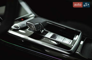 Внедорожник / Кроссовер Audi Q8 2025 в 
