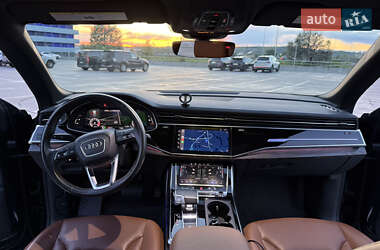 Внедорожник / Кроссовер Audi Q8 2020 в 