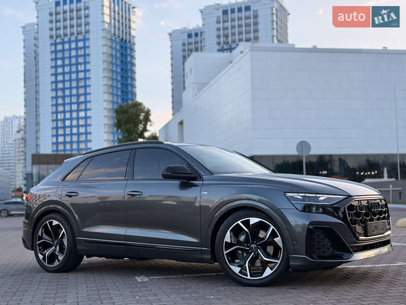 Позашляховик / Кросовер Audi Q8 2025 в Одесі