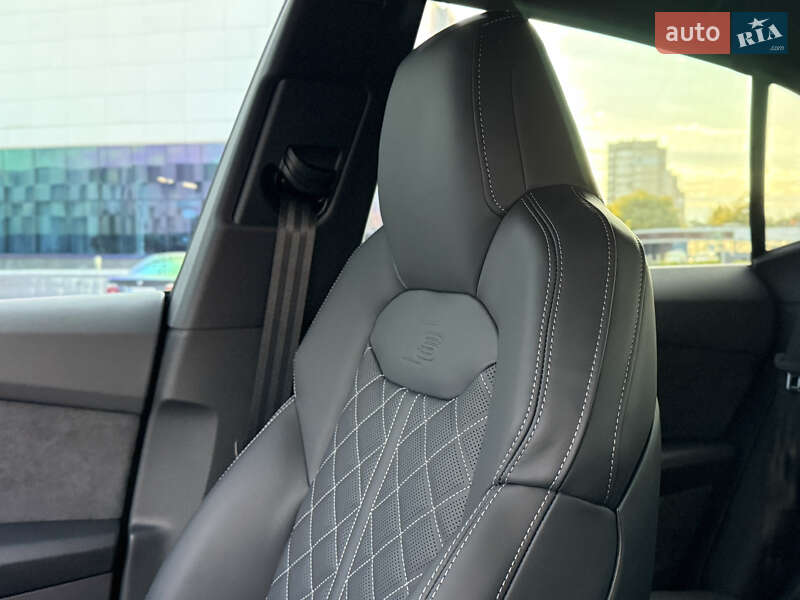 Позашляховик / Кросовер Audi Q8 2025 в Одесі