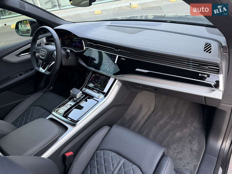 Позашляховик / Кросовер Audi Q8 2025 в Одесі