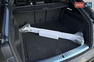 Внедорожник / Кроссовер Audi Q8 2025 в 