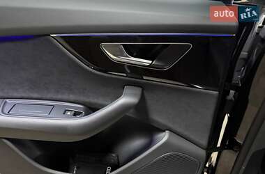 Внедорожник / Кроссовер Audi Q8 2023 в 