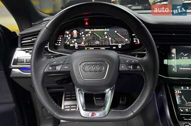 Внедорожник / Кроссовер Audi Q8 2023 в 