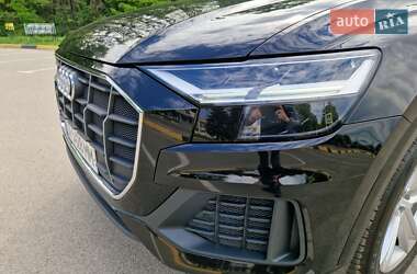 Внедорожник / Кроссовер Audi Q8 2019 в 