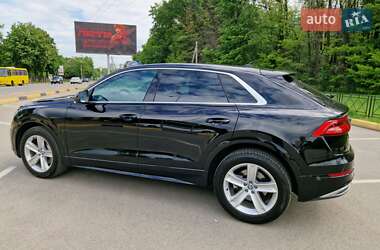 Внедорожник / Кроссовер Audi Q8 2019 в 