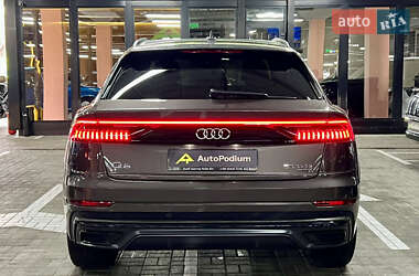 Внедорожник / Кроссовер Audi Q8 2019 в 