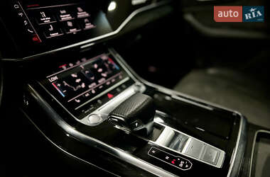 Внедорожник / Кроссовер Audi Q8 2019 в 
