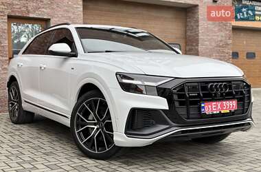 Внедорожник / Кроссовер Audi Q8 2019 в Ровно