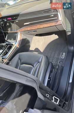 Позашляховик / Кросовер Audi Q8 2019 в 