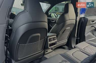 Внедорожник / Кроссовер Audi Q8 2025 в 