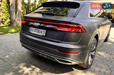 Внедорожник / Кроссовер Audi Q8 2020 в 