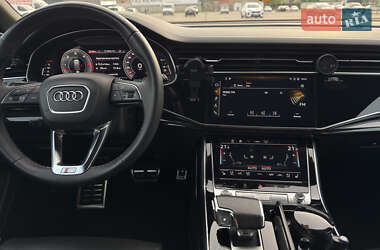 Внедорожник / Кроссовер Audi Q8 2023 в 