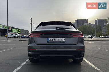 Внедорожник / Кроссовер Audi Q8 2023 в 