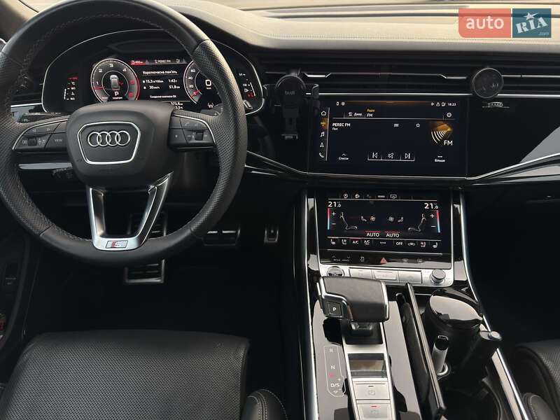 Позашляховик / Кросовер Audi Q8 2023 в Києві