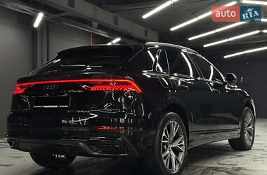 Внедорожник / Кроссовер Audi Q8 2020 в 