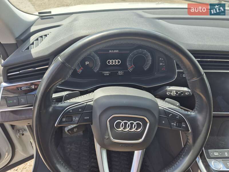 Внедорожник / Кроссовер Audi Q8 2019 в Львове