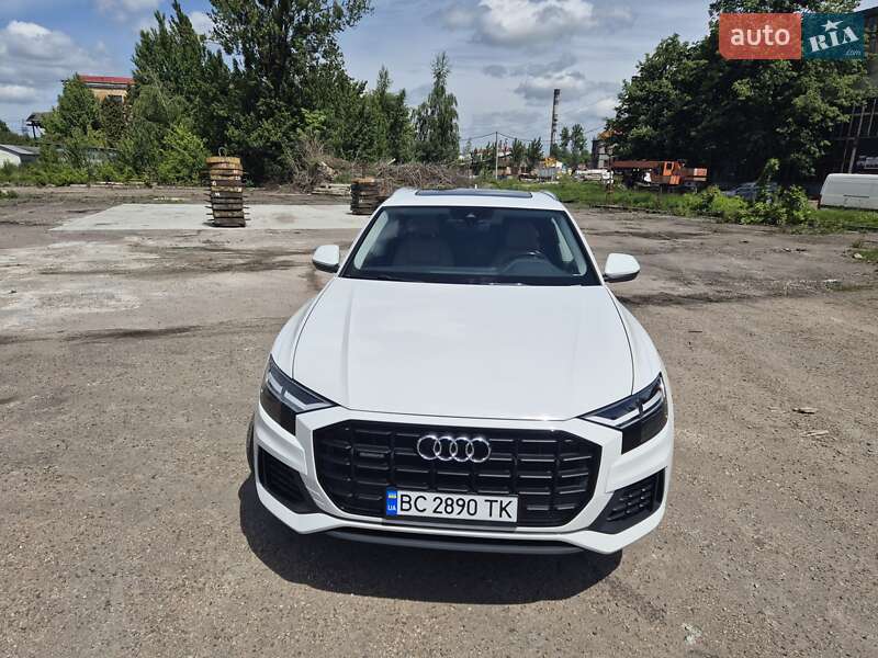 Внедорожник / Кроссовер Audi Q8 2019 в Львове