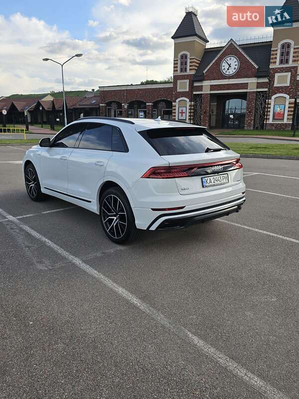Audi Q8 2019