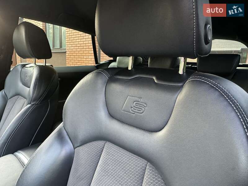 Внедорожник / Кроссовер Audi Q8 2018 в Киеве фото 29 Внедорожник / Кроссовер Audi Q8 2018 в Киеве