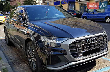 Внедорожник / Кроссовер Audi Q8 2018 в 