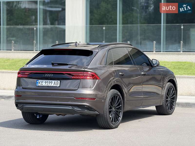 Внедорожник / Кроссовер Audi Q8 2018 в Днепре