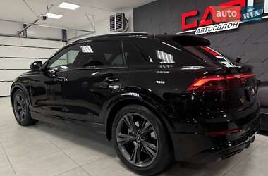 Внедорожник / Кроссовер Audi Q8 2025 в 