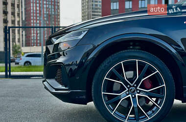 Позашляховик / Кросовер Audi Q8 2019 в 