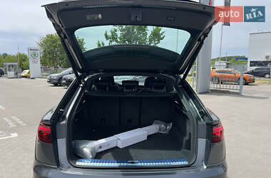 Внедорожник / Кроссовер Audi Q8 2025 в 